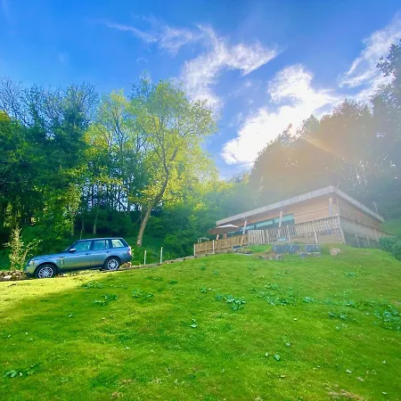 11 - Yorkshire Dales 3 Bed With Fire Pit Lodge *